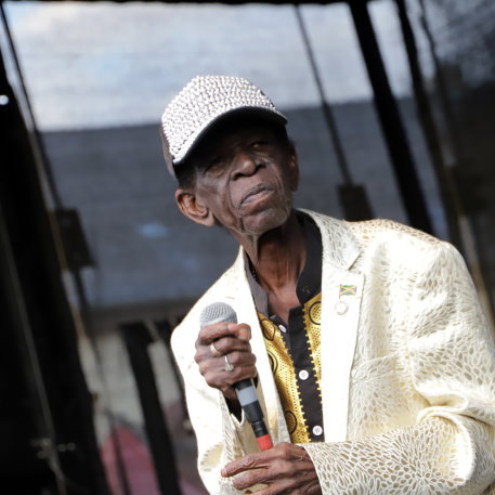 Stranger Cole (Jam) - The Steadytones - 19. Riverside Stomp - Reduit, Mains-Kastel - 23. August 2025 (1).JPG